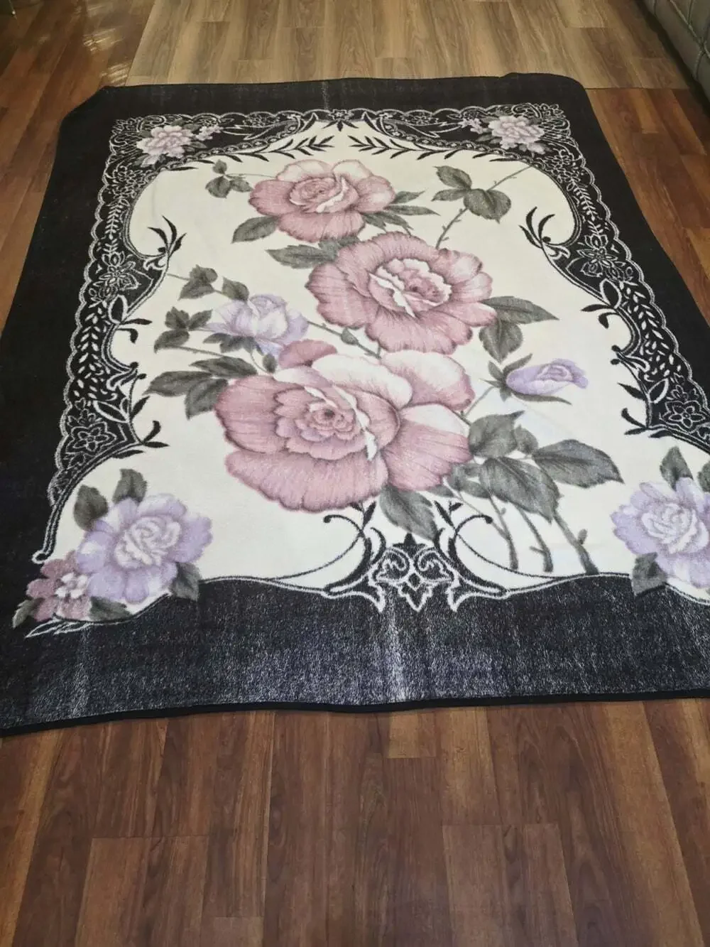 Floral Plush Velour Blanket Tapestry 92x76 Black Pink Rose Cottage Core King Que